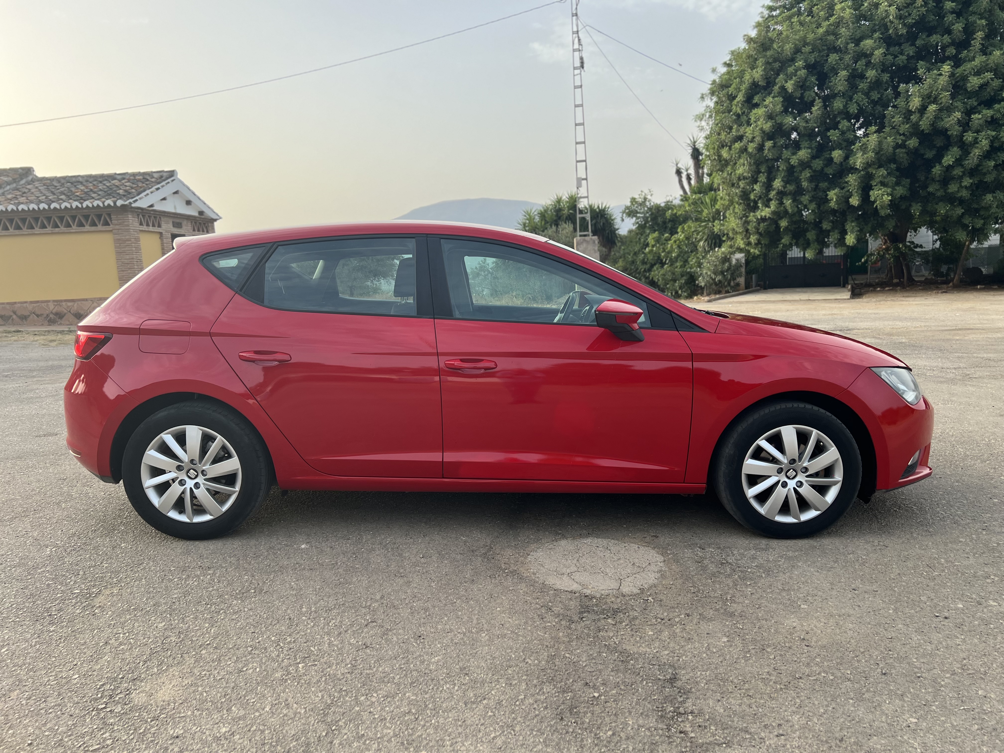Seat Leon - Thumbnail 4