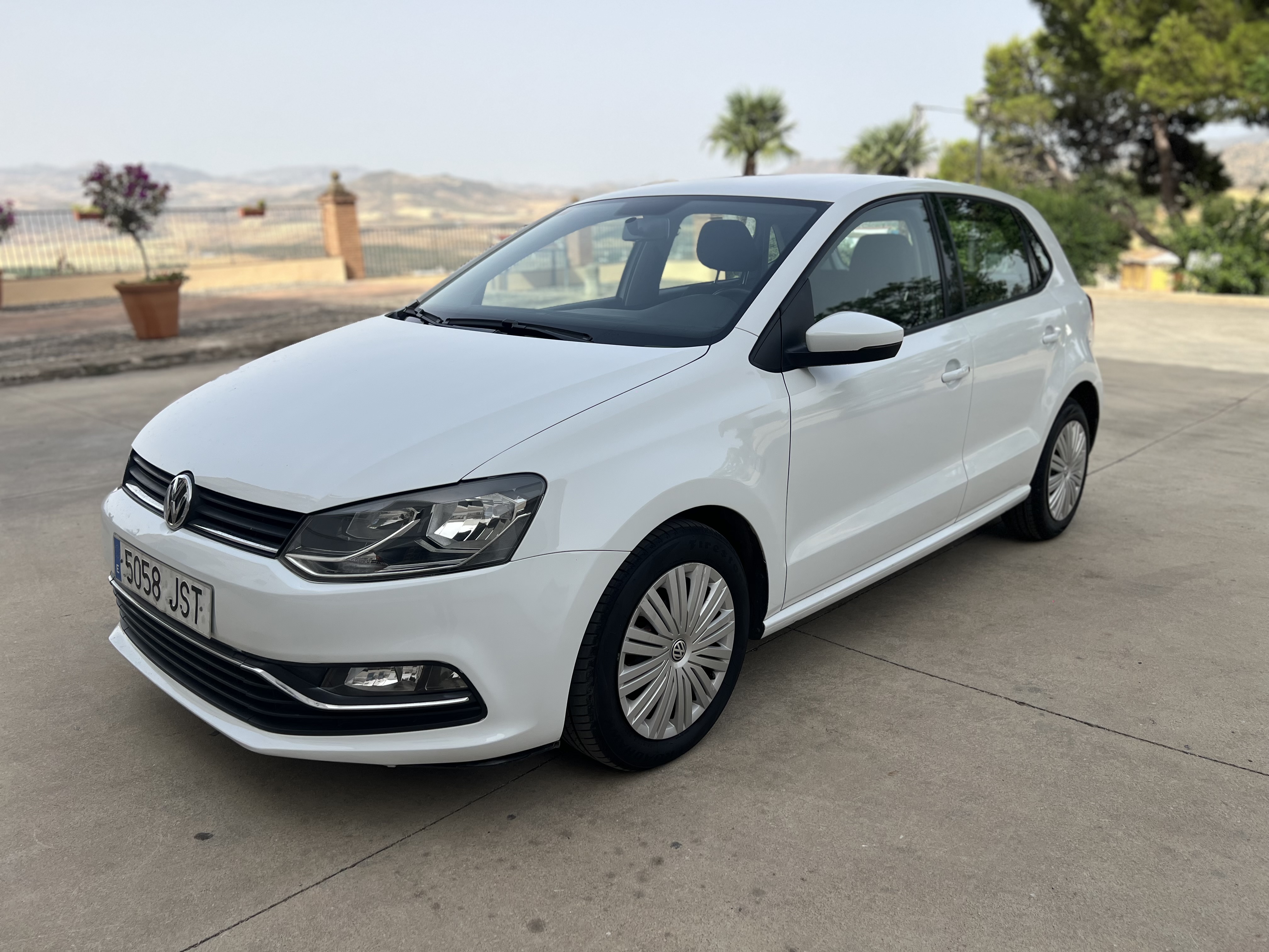 Volkswagen  Polo