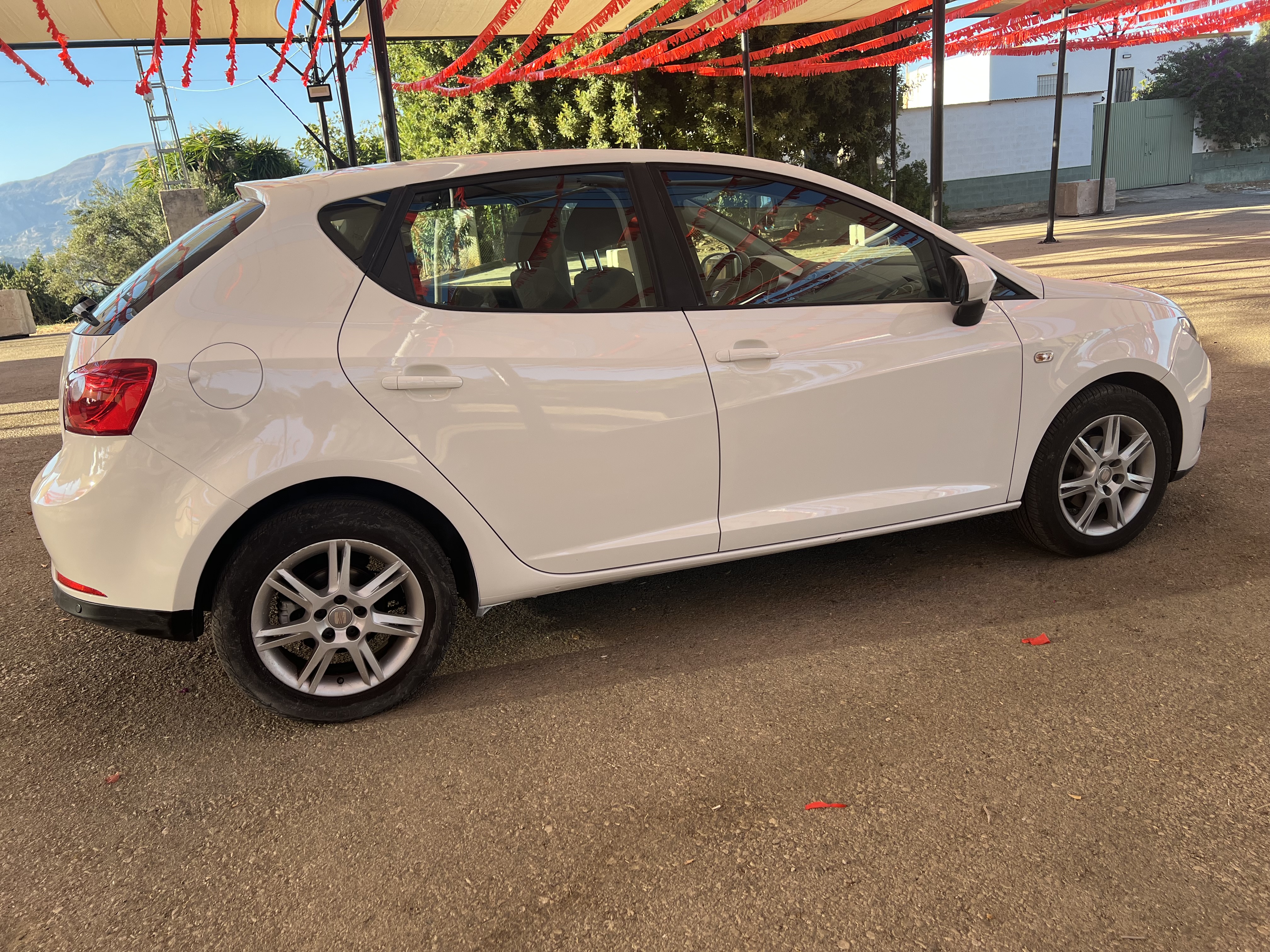 Seat Ibiza - Thumbnail 4