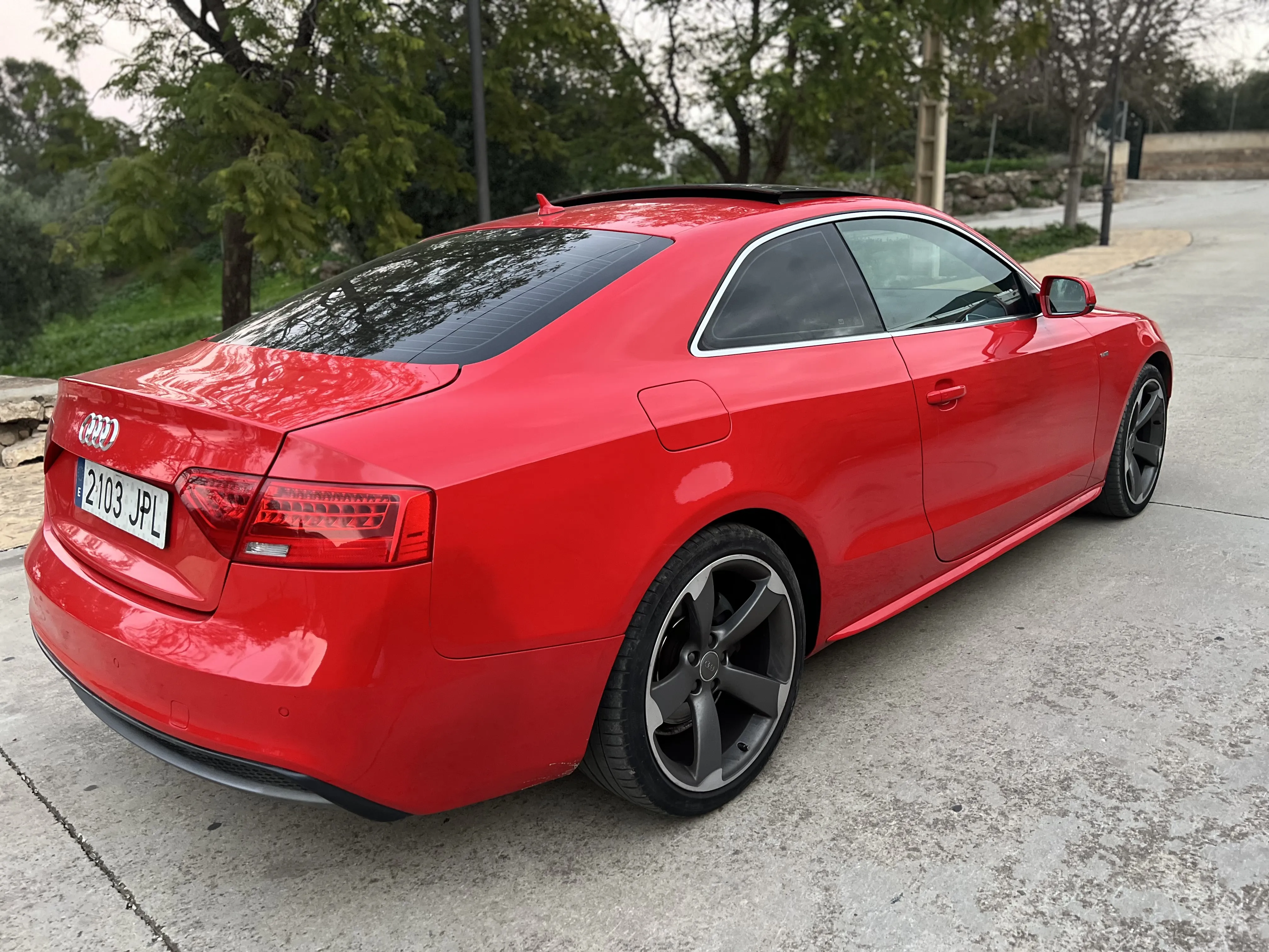 Audi A5 Coupe  - Thumbnail 9