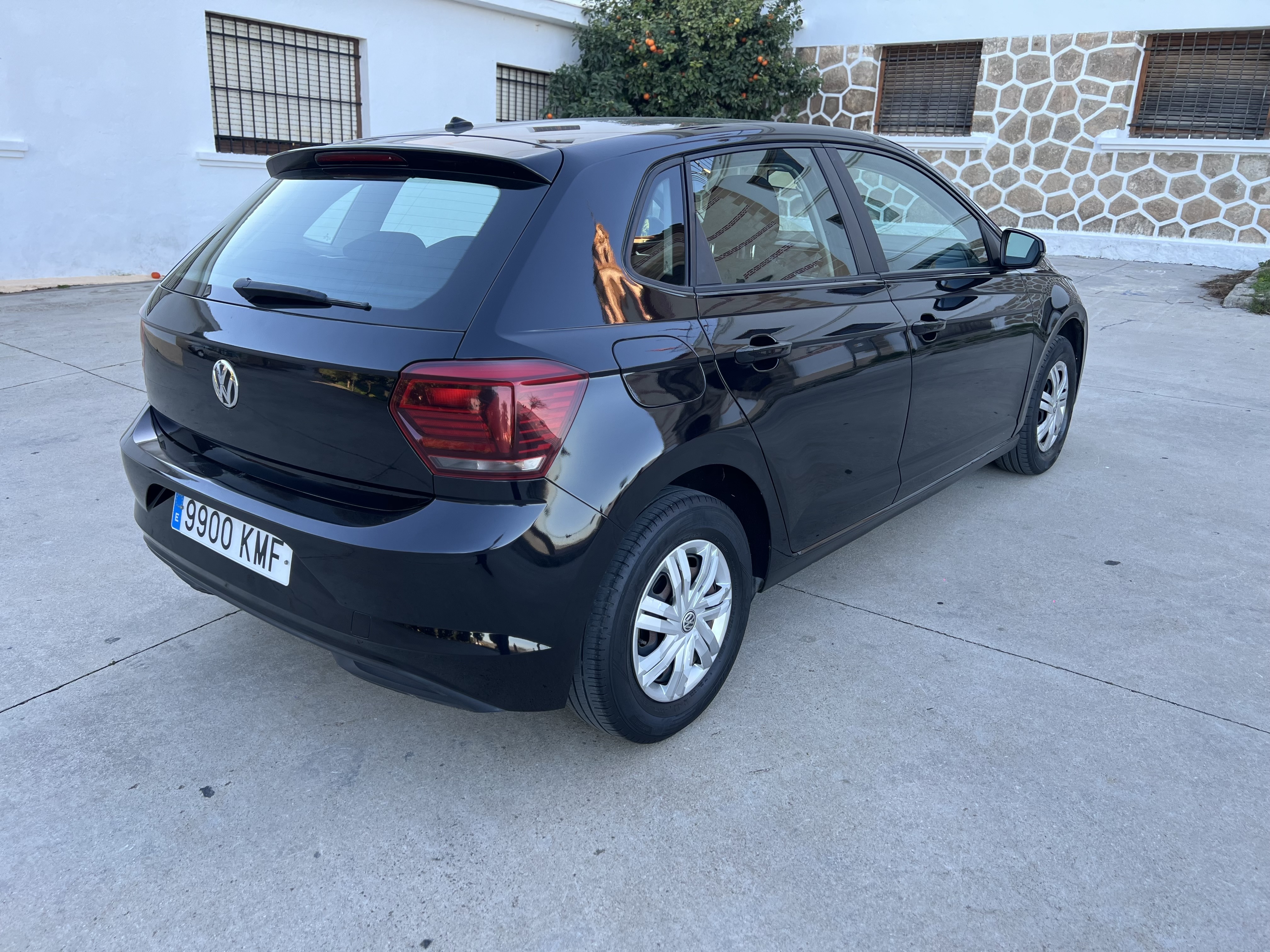 Volkswagen  Polo - Thumbnail 5