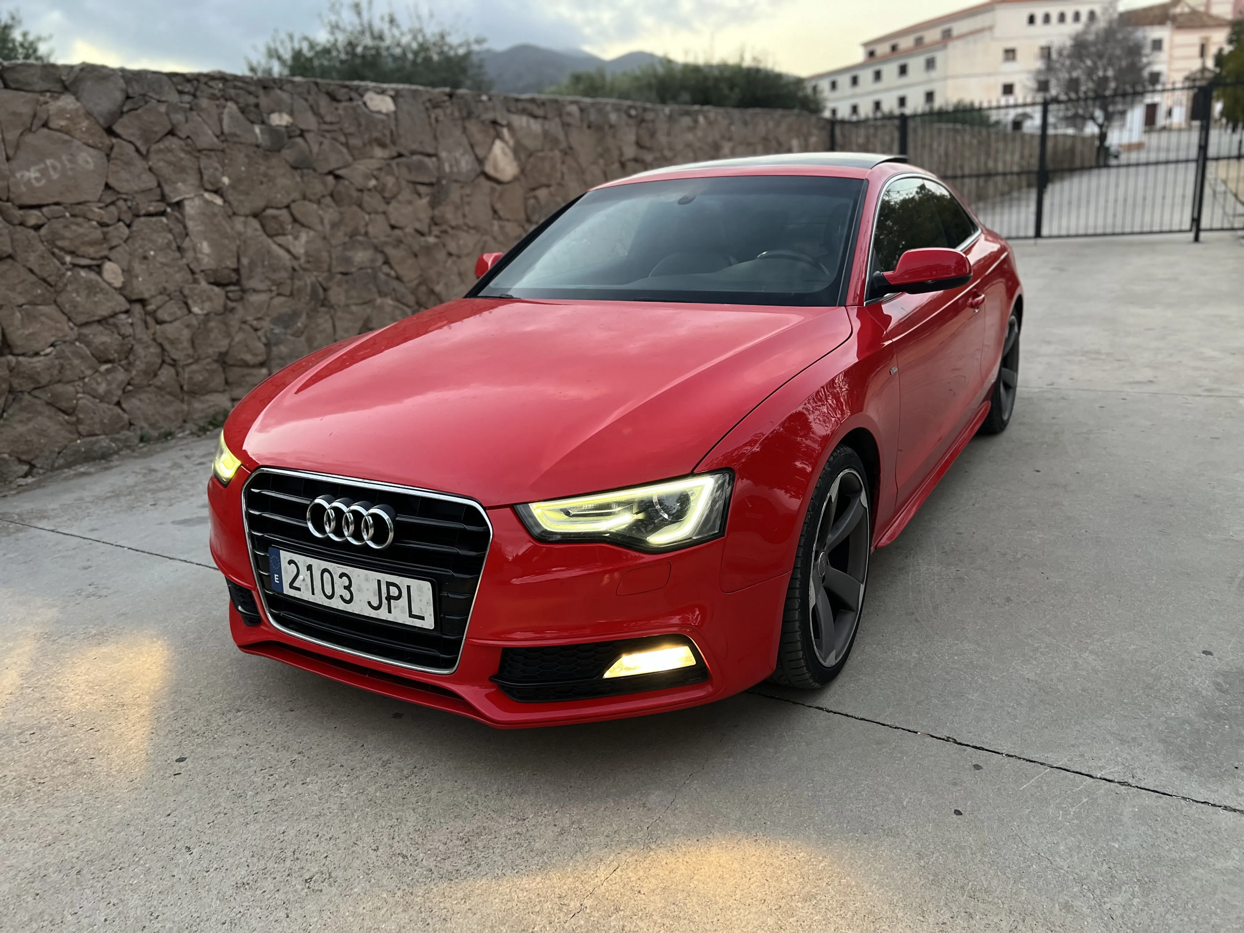 Audi A5 Coupe  - Thumbnail 12