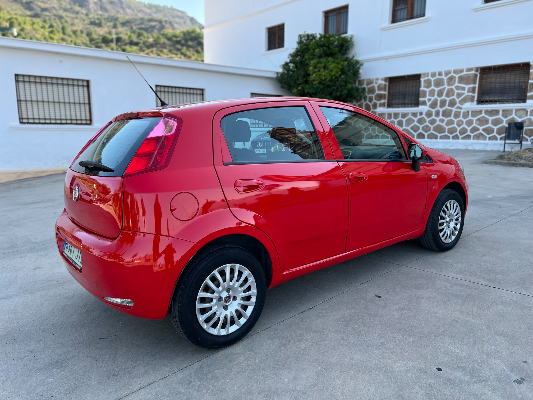 Fiat Punto - Thumbnail 4