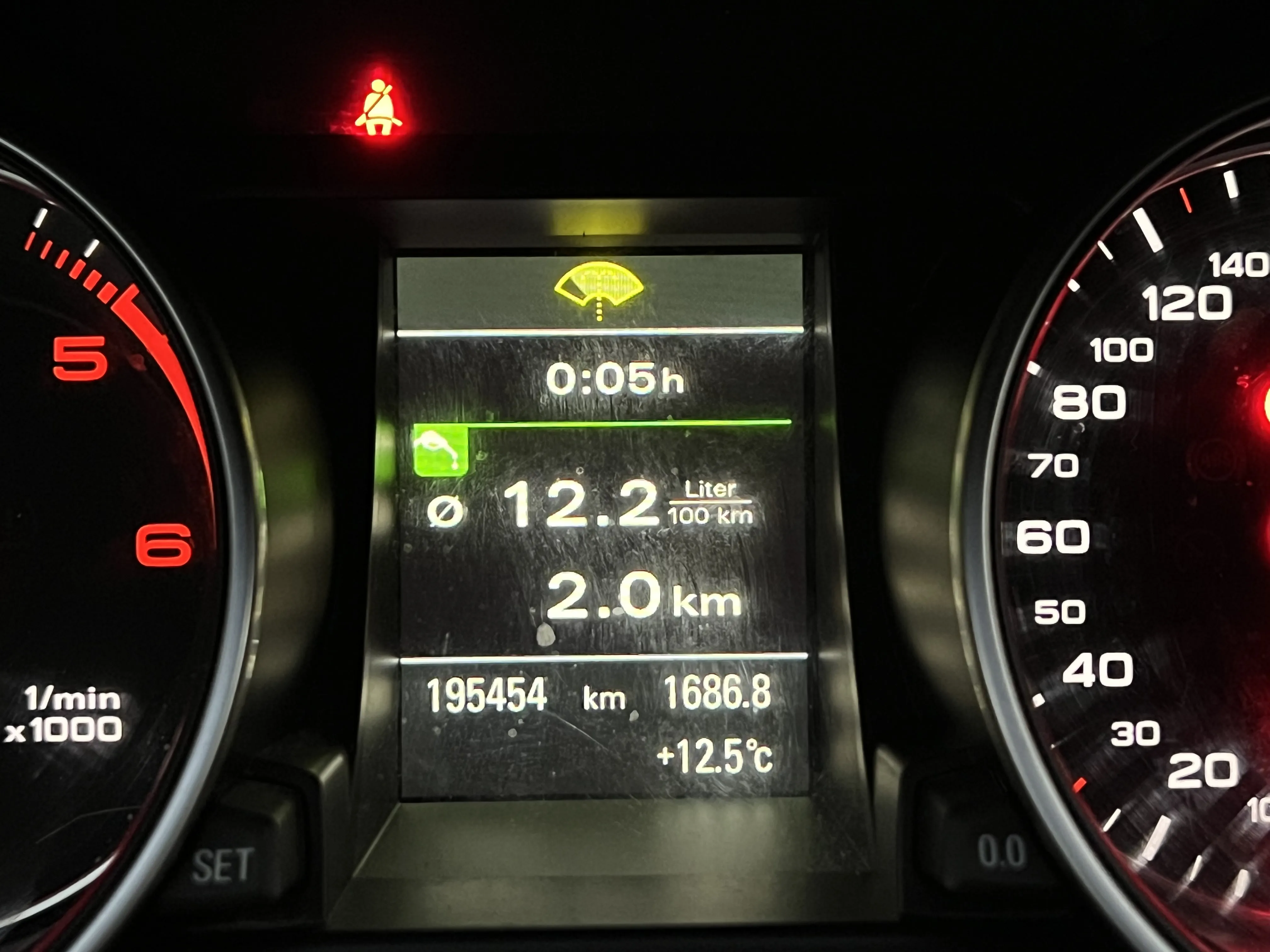 Audi A5 Coupe  - Thumbnail 2