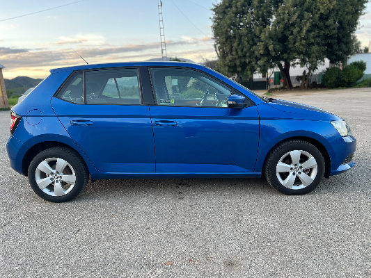 Skoda Fabia - Thumbnail 4