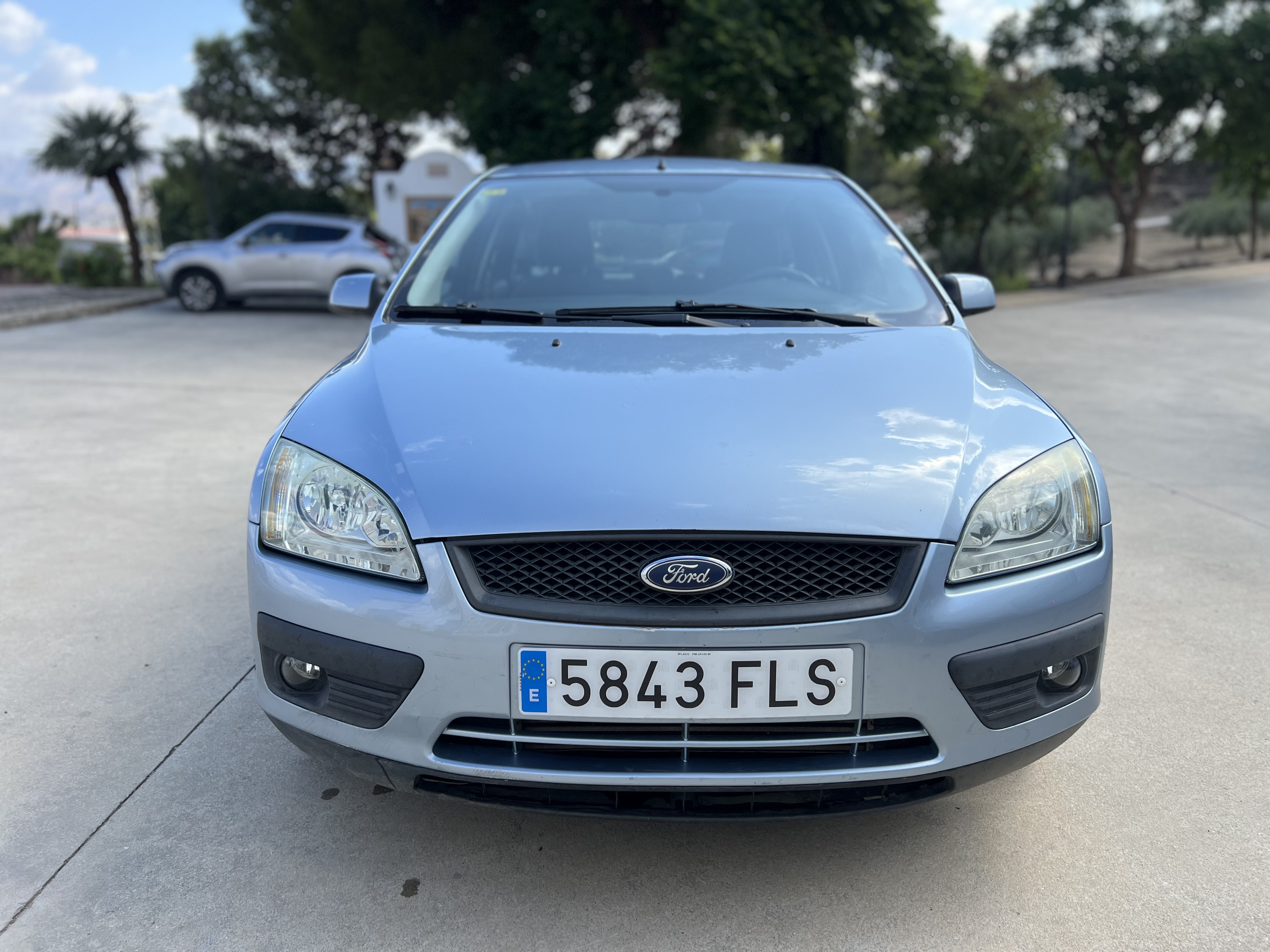 Ford Focus - Thumbnail 2
