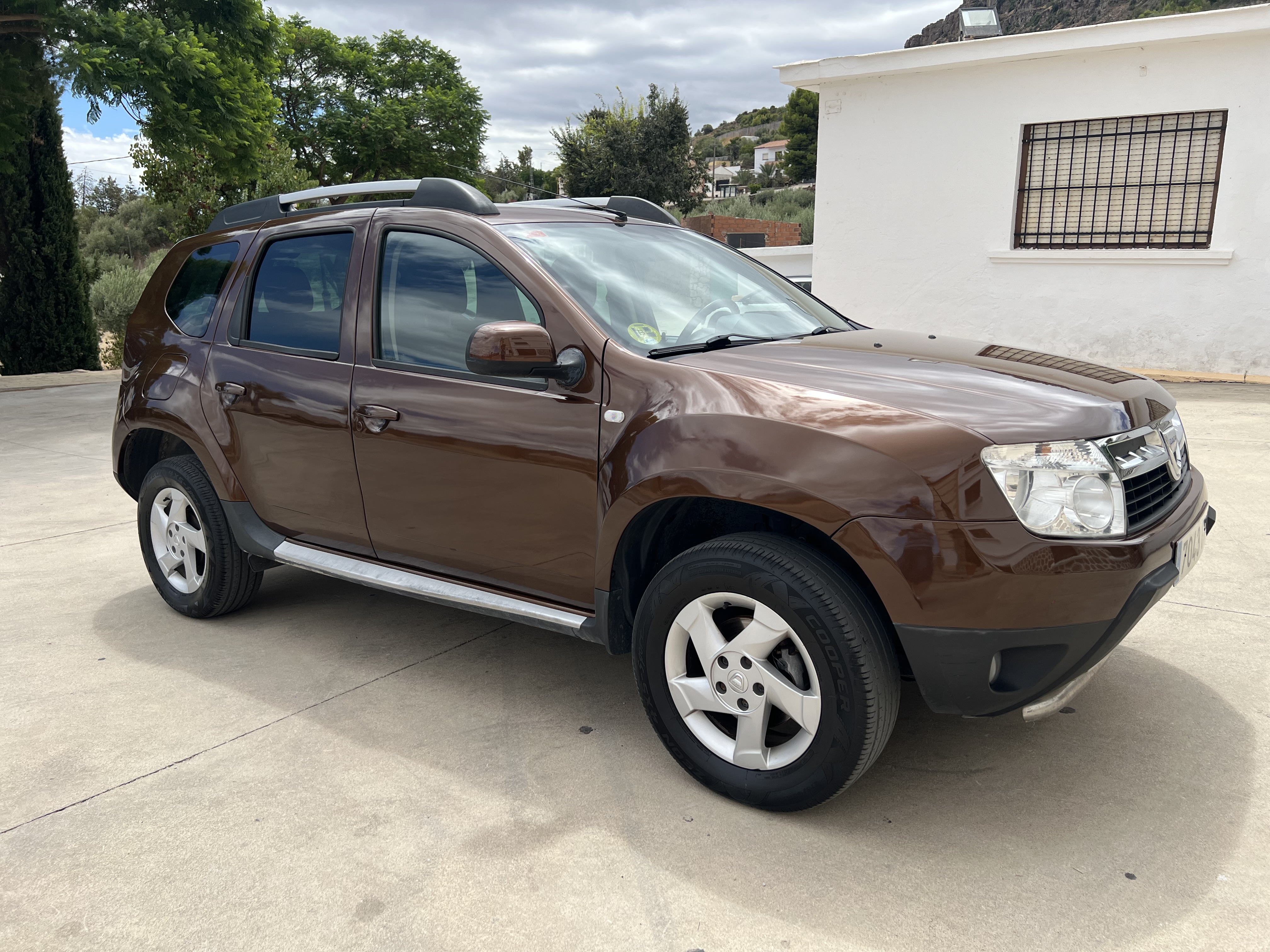 Dacia Duster - Thumbnail 3