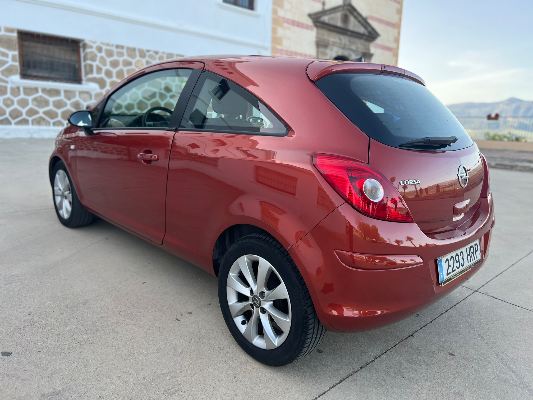 Opel Corsa - Thumbnail 6